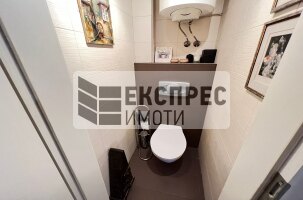 Обзаведен, Тристаен апартамент, Окръжна болница