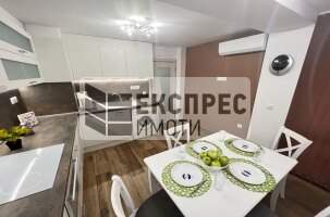 Обзаведен, Двустаен апартамент, Окръжна болница