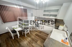 Обзаведен, Двустаен апартамент, Окръжна болница