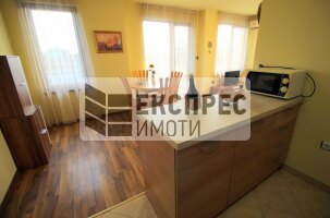 Луксозен, Обзаведен, Тристаен апартамент, ВИНС