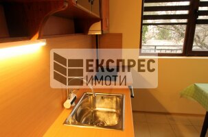 Обзавeден Двустаен апартамент, Бриз