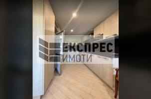 Обзаведен Тристаен апартамент, Окръжна болница