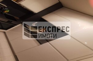 Обзаведен Двустаен апартамент, Лагера
