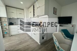 Обзаведен Тристаен апартамент, Базар Левски