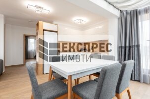 Нов, обзаведен, луксозен Двустаен апартамент, м-т Траката