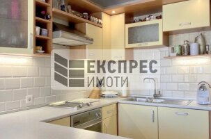 Обзаведен, Нов, Луксозен Двустаен апартамент, Операта
