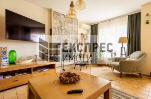 Furnished House, Evksinograd