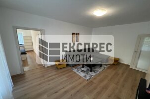 Обзаведен Тристаен апартамент, Окръжна болница