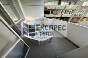 Обзаведен Тристаен апартамент, Окръжна болница