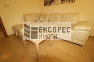 Luxury Furnished 2 Schlafzimmer Wohnung, Regional hospital