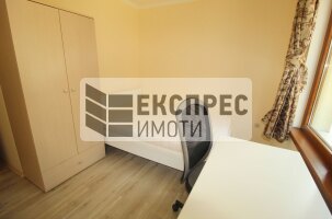 Luxury Furnished 2 Schlafzimmer Wohnung, Regional hospital