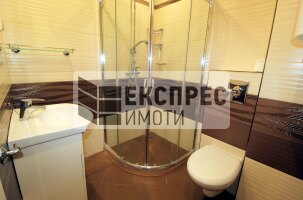 Luxury Furnished 2 Schlafzimmer Wohnung, Regional hospital