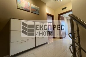 Обзаведен Четиристаен апартамент, Завод Дружба