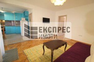 Обзаведен Двустаен апартамент, Окръжна болница