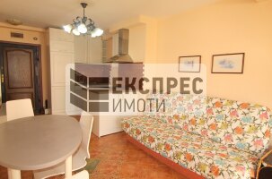 Möbliert 1 Schlafzimmer Wohnung, Center