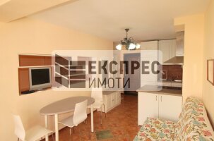 Möbliert 1 Schlafzimmer Wohnung, Center