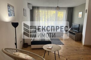 Möbliert 1 Schlafzimmer Wohnung, Regional hospital