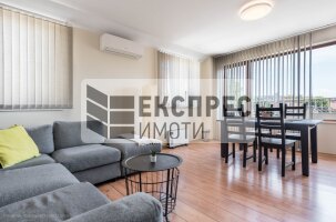 Обзаведен, нов Тристаен апартамент, Гръцка махала