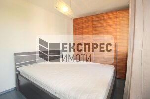 Луксозен, Обзаведен, Тристаен апартамент, Гръцка махала