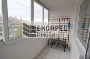 Furnished 2 Schlafzimmer Wohnung, Red Square