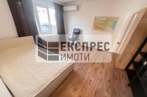 Обзаведен Тристаен апартамент, Център