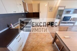 Обзаведен Тристаен апартамент, Левски