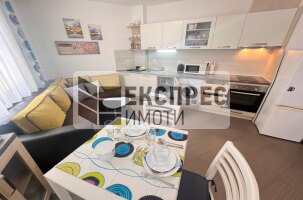 Обзаваден Двустаен апартамент, Окръжна болница