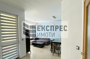 Обзаведен Двустаен апартамент, Окръжна болница