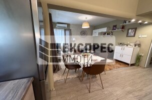 Furnished 2 bedroom apartment, Center