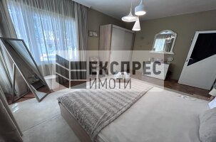 Furnished 2 bedroom apartment, Center