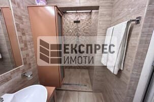 Furnished 2 bedroom apartment, Center