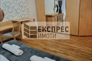  2 bedroom apartment, Greek area