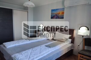 Neu, Möbliert 2 Schlafzimmer Wohnung, Business Hotel Varna