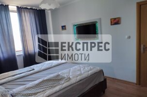 Neu, Möbliert 2 Schlafzimmer Wohnung, Business Hotel Varna