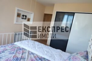 Neu, Möbliert 2 Schlafzimmer Wohnung, Business Hotel Varna