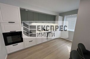 Обзаведен, Нов, Луксозен Тристаен апартамент, ХЕИ