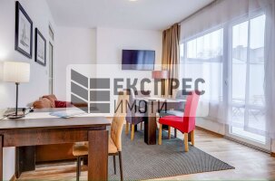 Furnished 2 bedroom apartment, Center