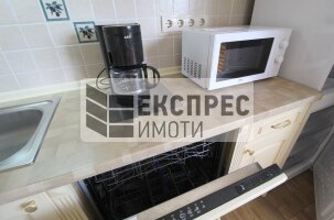 Furnished House, Rakitnika