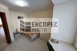 Нов, Обзаведен Тристаен апартамент, Окръжна болница