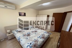 Нов, Обзаведен Тристаен апартамент, Окръжна болница