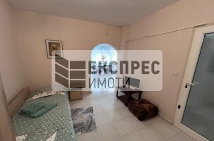 Furnished, 2 bedroom apartment, Center