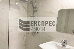 Нов, Обзаведен Четиристаен апартамент, Бриз