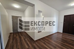 Furnished 2 bedroom apartment, Center