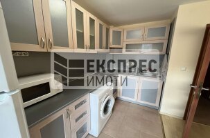 Нов, Обзаведен Тристаен апартамент, Окръжна болница