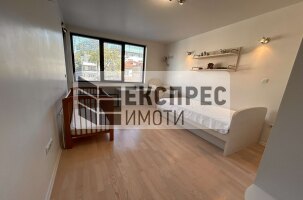 Furnished, 2 bedroom apartment, Center