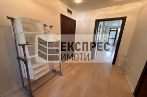 Furnished, 2 bedroom apartment, Center