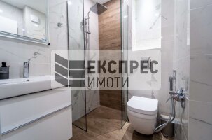 Нов, Луксозен, Обзаведен Двустаен апартамент, Бриз