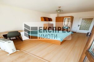 Furnished, 2 bedroom apartment, Regional hospital
