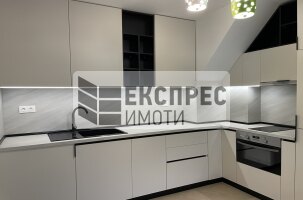 Обзаведен, Двустаен апартамент, Лятно кино Тракия