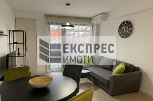Обзаведен, Двустаен апартамент, Лятно кино Тракия